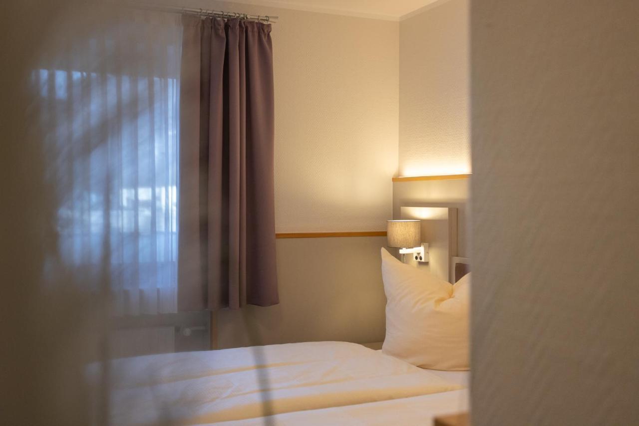 Stadt-Gut-Hotel Siegboot Siegen Eksteriør bilde