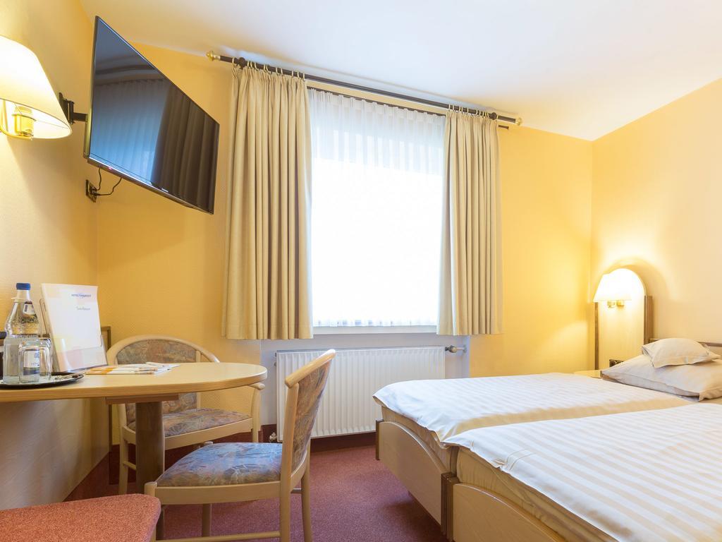 Stadt-Gut-Hotel Siegboot Siegen Eksteriør bilde